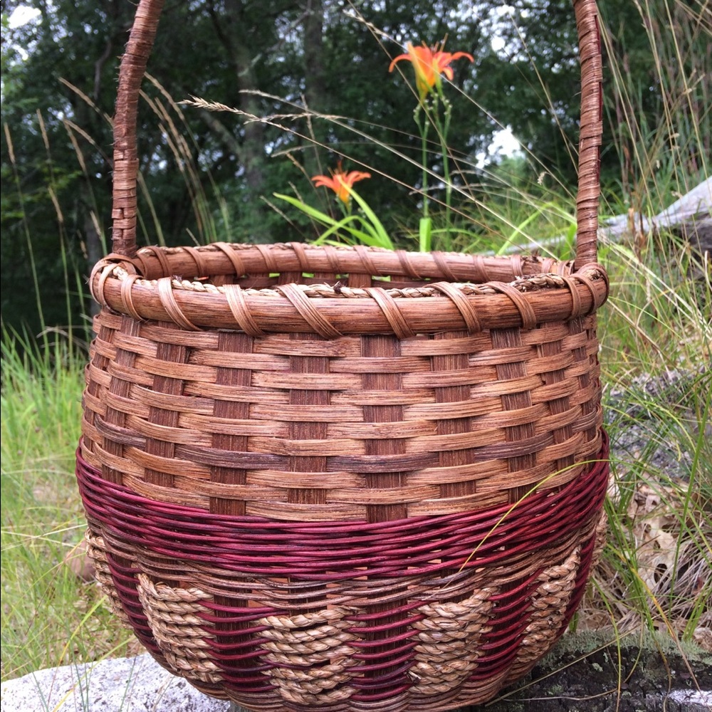 Hand Crafted Seagrass and Round Reed Basket